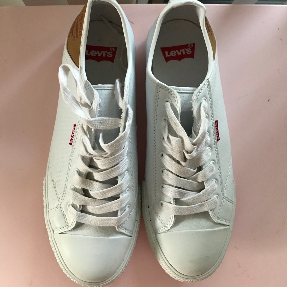 Levis Shoes